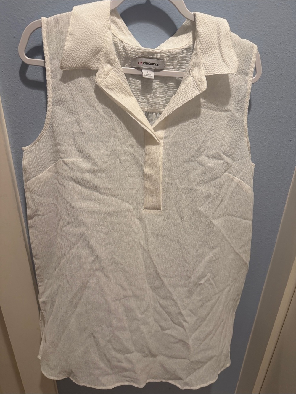 Liz Claiborne Cream/Blue/Multicolor Textured Sleeveless Collared Tanks